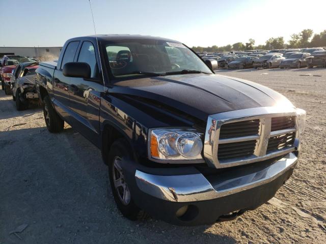 DODGE DAKOTA QUA 2005 with VIN 1D7HW48K05S262469 - Photo from auction