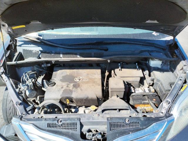 Photo 7 from auction – 2011 TOYOTA SIENNA XLE with VIN 5TDYK3DC3BS036090