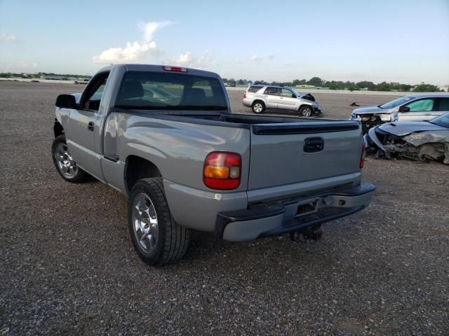 Photo 3 from auction – 2000 CHEVROLET SILVERADO with VIN 1GCEC14W9YZ282812