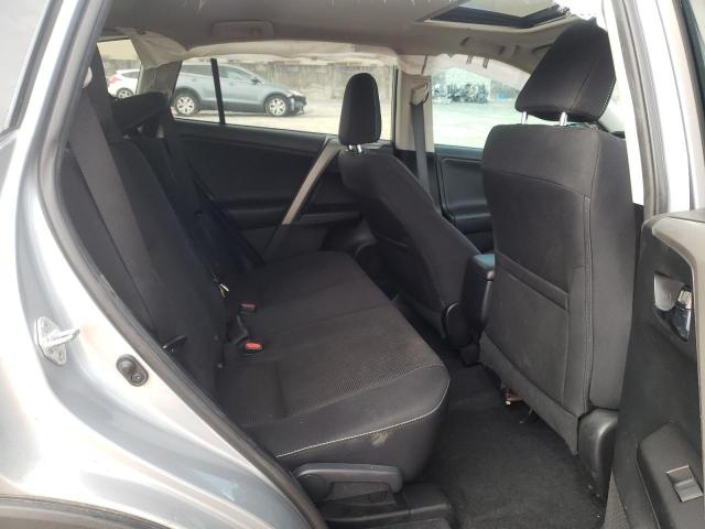 Photo 6 from auction – 2017 TOYOTA RAV4 XLE with VIN 2T3WFREV4HW355293