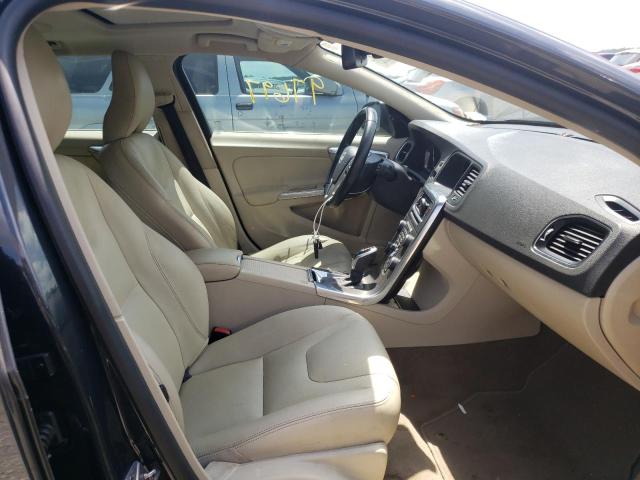 Photo 5 from auction – 2015 VOLVO V60 PREMIE with VIN YV140MEC8F1190946