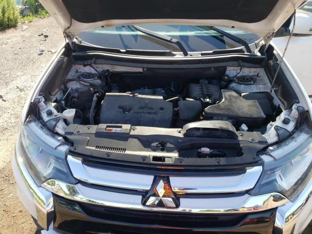 Photo 7 from auction – 2016 MITSUBISHI OUTLANDER with VIN JA4AD3A3XGZ044526