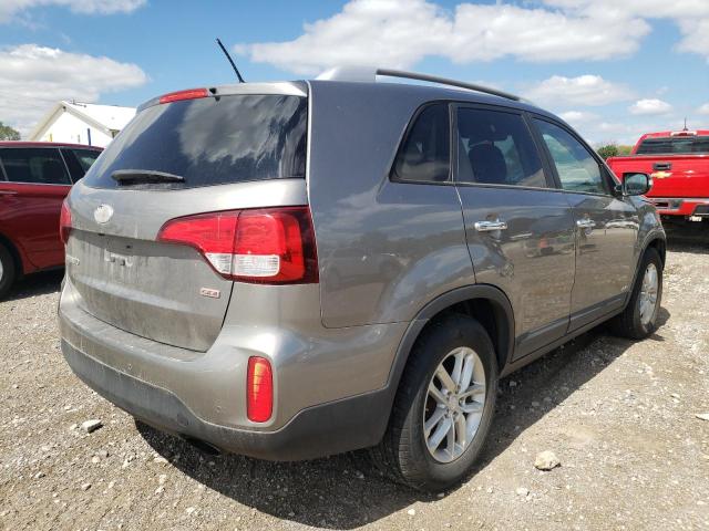 Photo 4 from auction – 2014 KIA SORENTO LX with VIN 5XYKTCA62EG510890