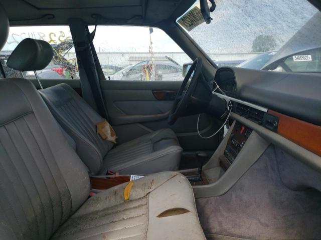 Photo 5 from auction – 1985 MERCEDES-BENZ 300 SD with VIN WDBCB20C7FA136821