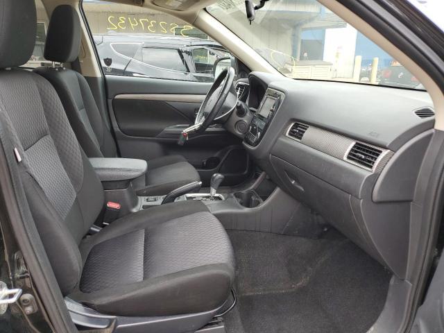 Photo 5 from auction – 2014 MITSUBISHI OUTLANDER with VIN JA4AZ3A33EZ000432