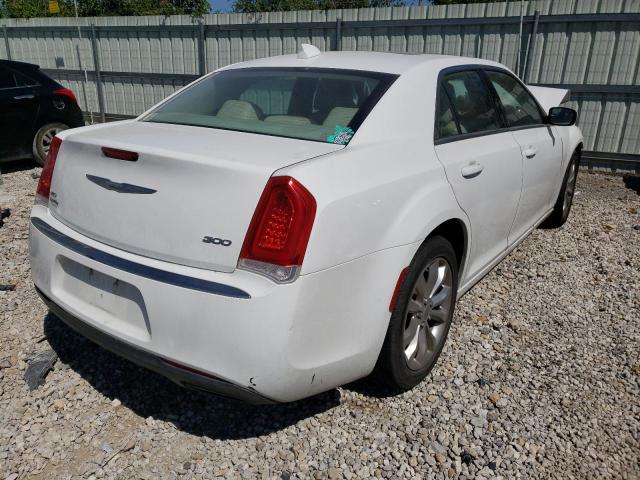 Photo 4 from auction – 2016 CHRYSLER 300 LIMITE with VIN 2C3CCARG5GH304736