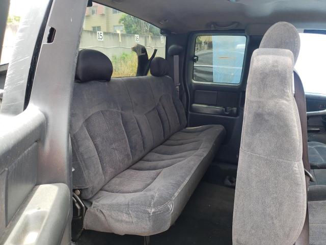 Photo 6 from auction – 2000 CHEVROLET SILVERADO with VIN 2GCEC19T3Y1328349