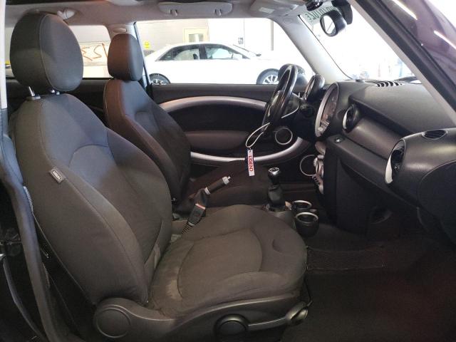 Photo 5 from auction – 2009 MINI COOPER S with VIN WMWMF73509TT98030