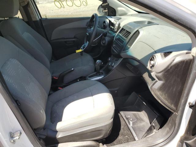 Фото 5 с аукциона – 2015 CHEVROLET SONIC LS с VIN 1G1JA6SH2F4196895