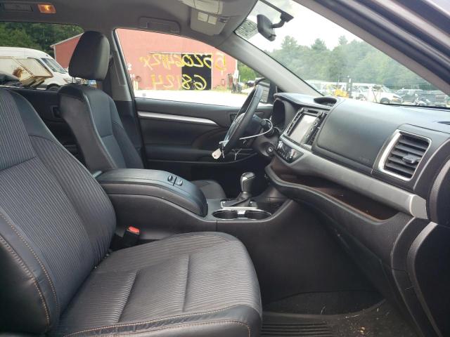 Photo 5 from auction – 2016 TOYOTA HIGHLANDER with VIN 5TDBKRFH8GS283016