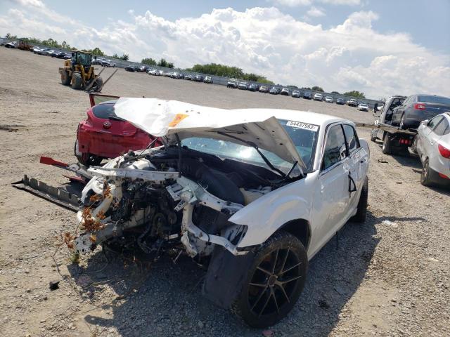 Photo 2 from auction – 2016 CHRYSLER 300 LIMITE with VIN 2C3CCAAG8GH156268