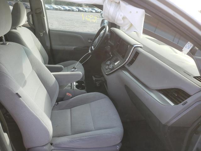 Photo 5 from auction – 2015 TOYOTA SIENNA LE with VIN 5TDKK3DC6FS667783