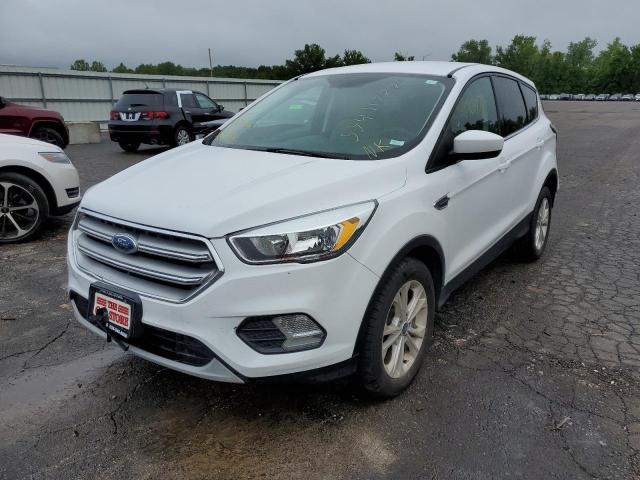 Foto 2 de la subasta – 2017 FORD ESCAPE SE con VIN 1FMCU0GD3HUC25720