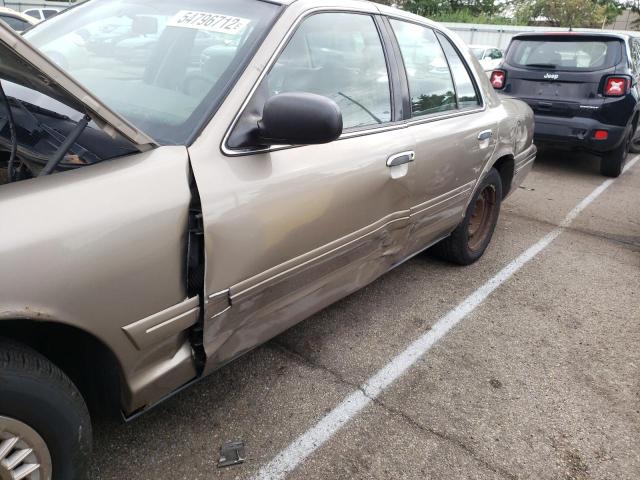 Photo 9 from auction – 2002 FORD CROWN VICT with VIN 2FAFP71W02X109182