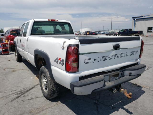 Photo 3 from auction – 2005 CHEVROLET SILVERADO with VIN 1GCHK29U15E290015