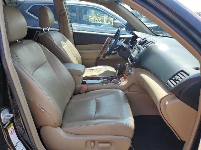 Photo 5 from auction – 2013 TOYOTA HIGHLANDER with VIN 5TDDK3EH5DS229594