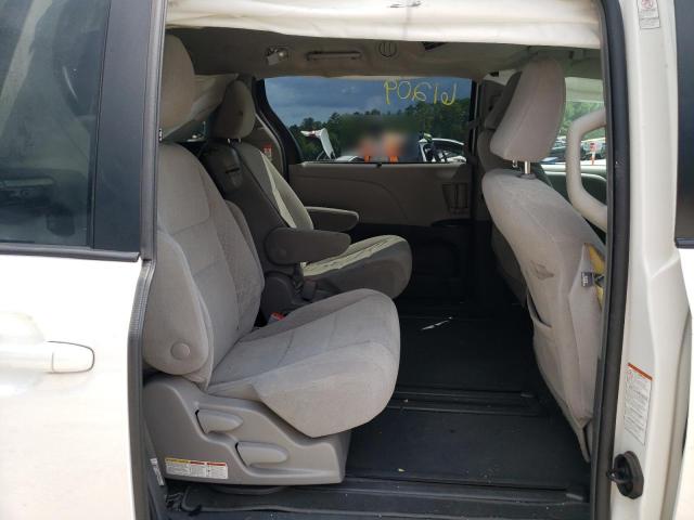 Photo 6 from auction – 2019 TOYOTA SIENNA LE with VIN 5TDKZ3DC2KS018293