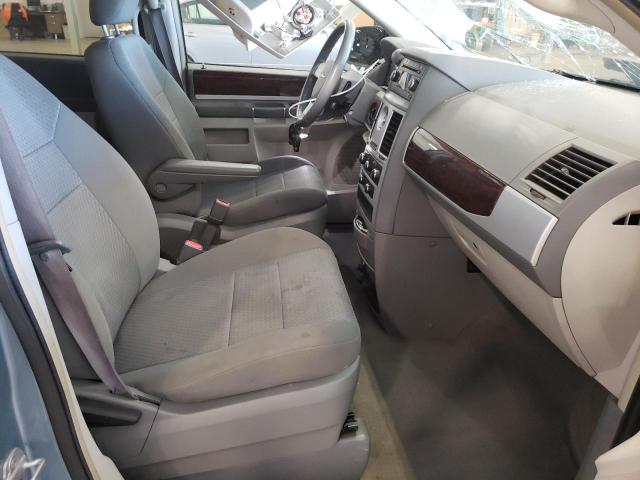 Photo 5 from auction – 2010 CHRYSLER TOWN & COU with VIN 2A4RR5D14AR265924
