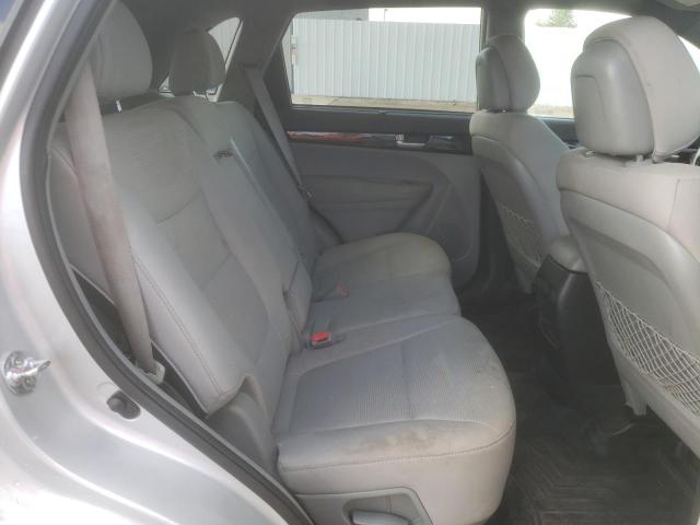 Photo 6 from auction – 2014 KIA SORENTO LX with VIN 5XYKTCA69EG497300