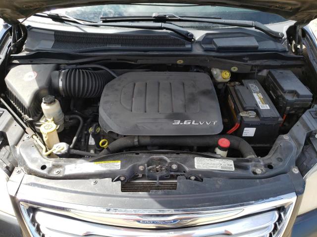 Photo 7 from auction – 2013 CHRYSLER TOWN & COU with VIN 2C4RC1BG4DR518610