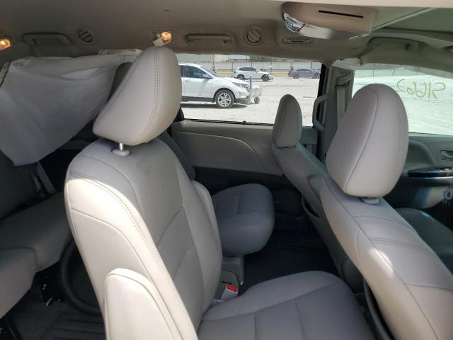 Photo 6 from auction – 2017 TOYOTA SIENNA XLE with VIN 5TDYZ3DC1HS793073