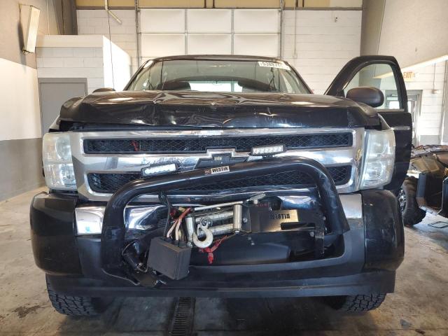 Photo 9 from auction – 2011 CHEVROLET SILVERADO with VIN 1GCRKSE32BZ300220