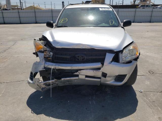 Photo 9 from auction – 2011 TOYOTA RAV4 with VIN 2T3ZF4DV2BW057124