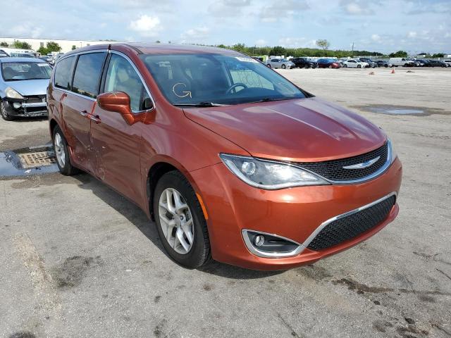CHRYSLER PACIFICA T 2018 with VIN 2C4RC1FG2JR174457 - Photo from auction
