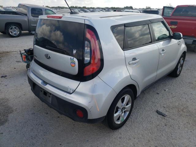 Photo 4 from auction – 2017 KIA SOUL with VIN KNDJN2A22H7468199