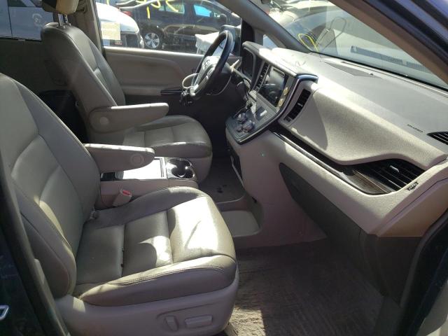 Photo 5 from auction – 2016 TOYOTA SIENNA XLE with VIN 5TDYK3DC0GS715337