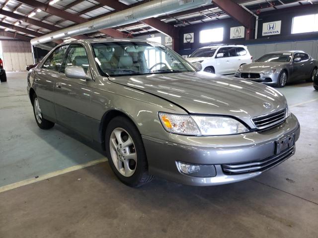 Zdjęcie 1 z aukcji – 2001 LEXUS ES 300 z VIN JT8BF28G915106857
