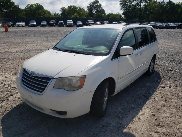 Photo 2 from auction – 2010 CHRYSLER TOWN & COU with VIN 2A4RR5D17AR492055