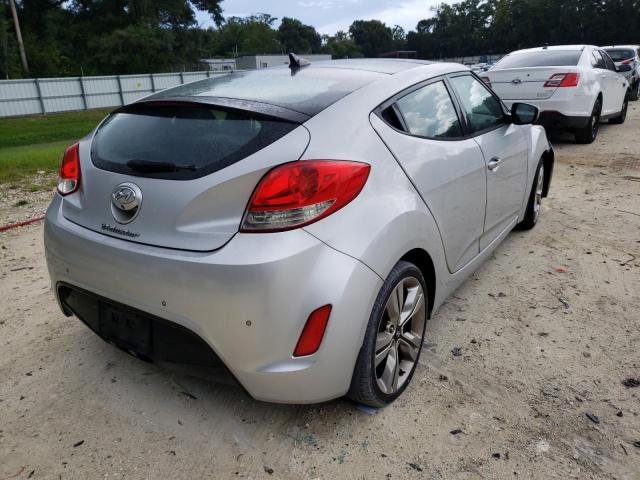 Photo 4 from auction – 2013 HYUNDAI VELOSTER with VIN KMHTC6AD0DU106970