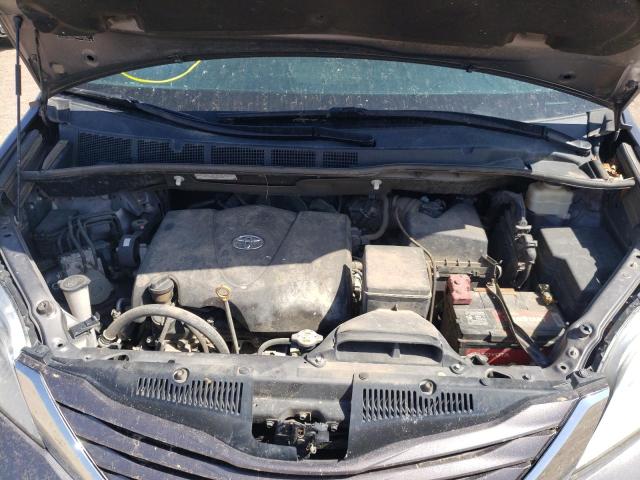 Photo 7 from auction – 2017 TOYOTA SIENNA LE with VIN 5TDKZ3DC5HS782101