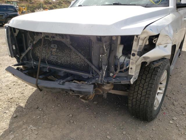 Photo 9 from auction – 2016 CHEVROLET SUBURBAN K with VIN 1GNSKHKC2GR252239