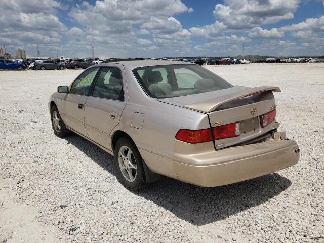 Photo 3 from auction – 2000 TOYOTA CAMRY CE with VIN 4T1BG22K2YU755732