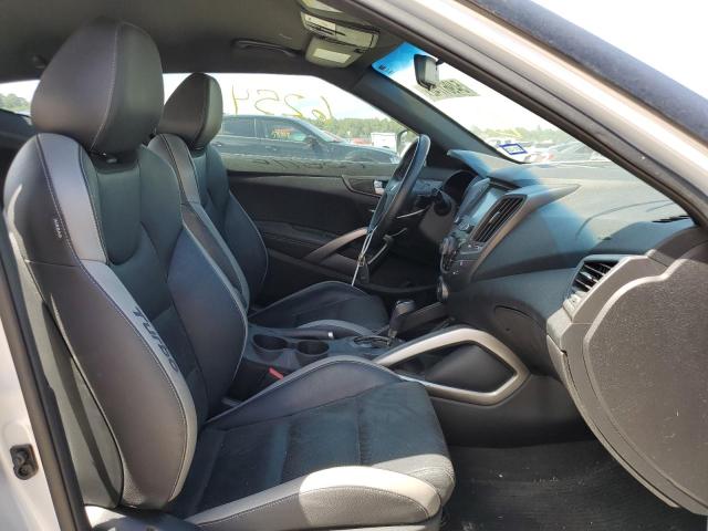 Photo 5 from auction – 2017 HYUNDAI VELOSTER T with VIN KMHTC6AE6HU314723