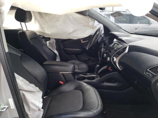 Photo 5 from auction – 2011 HYUNDAI TUCSON GLS with VIN KM8JU3AC2BU136382