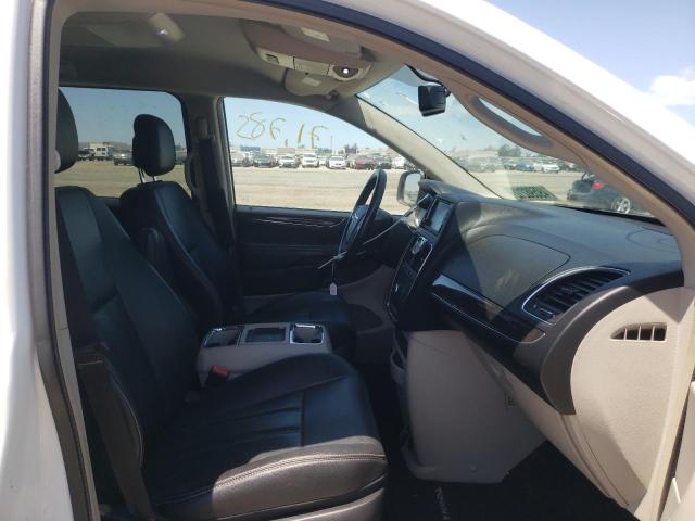 Photo 5 from auction – 2014 CHRYSLER TOWN & COU with VIN 2C4RC1BG0ER438268