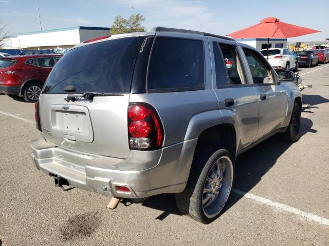 Photo 4 from auction – 2005 CHEVROLET TRAILBLAZE with VIN 1GNDS13S752147689