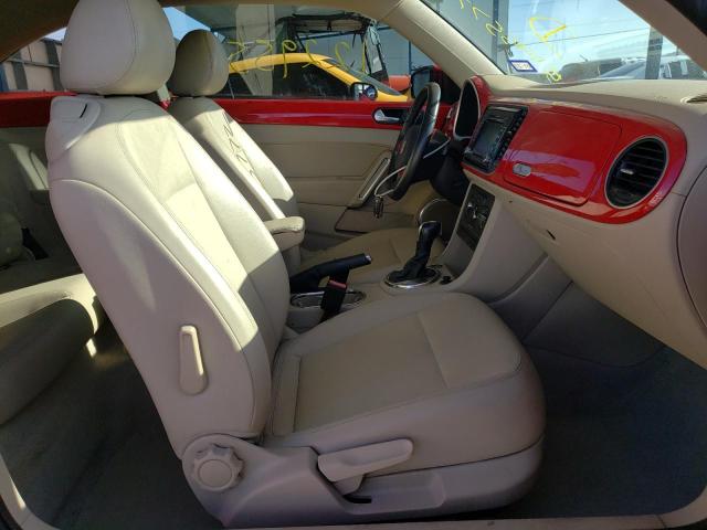 Photo 5 from auction – 2013 VOLKSWAGEN BEETLE with VIN 3VWJX7AT5DM645678
