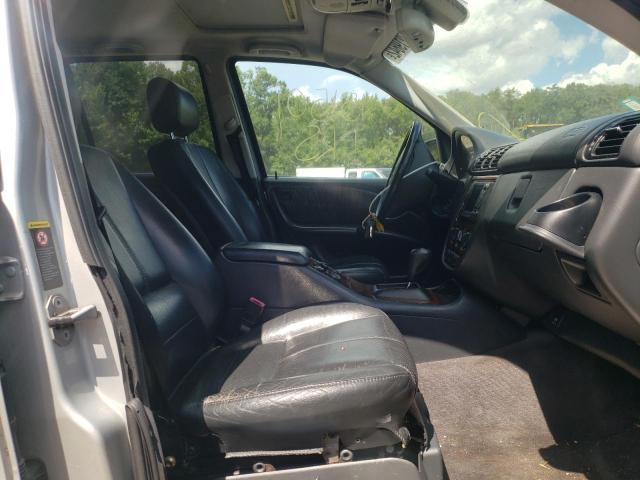 Photo 5 from auction – 2001 MERCEDES-BENZ ML 320 with VIN 4JGAB54E01A257961