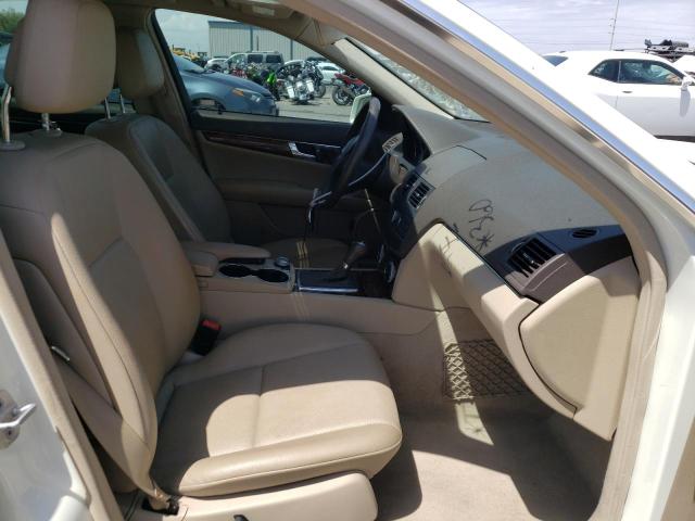 Photo 5 from auction – 2011 MERCEDES-BENZ C CLASS with VIN WDDGF5EB8BR146400