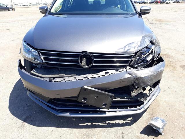Photo 9 from auction – 2017 VOLKSWAGEN JETTA SEL with VIN 3VWL17AJXHM301780