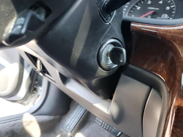 Photo 10 from auction – 2003 SUBARU LEGACY L with VIN 4S3BE635437210536