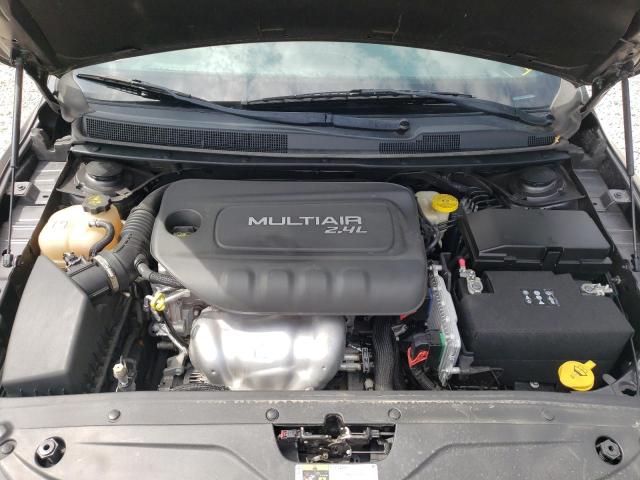 Photo 7 from auction – 2016 CHRYSLER 200 S with VIN 1C3CCCBB1GN138216