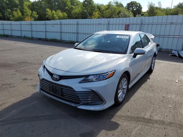 Photo 2 from auction – 2022 TOYOTA CAMRY LE with VIN 4T1C11AK0NU034774