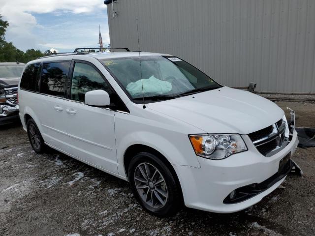 DODGE GRAND CARA 2017 with VIN 2C4RDGCG6HR746211 - Photo from auction