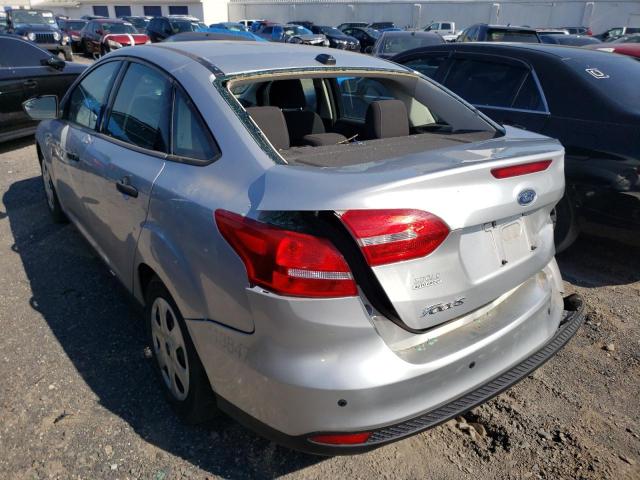 Photo 3 from auction – 2016 FORD FOCUS S with VIN 1FADP3E24GL366258