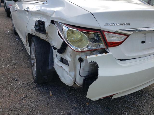 Photo 9 from auction – 2011 HYUNDAI SONATA SE with VIN 5NPEC4AB5BH286163